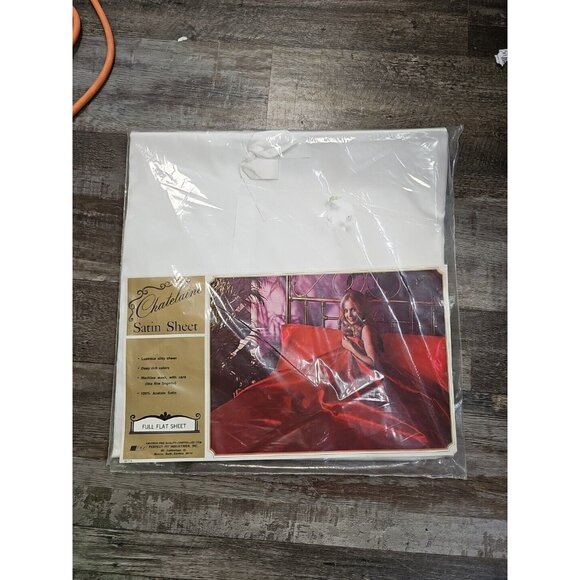 VINTAGE 1960s Chatelaine Satin Full Flat Sheet White New - Picture 1 of 6